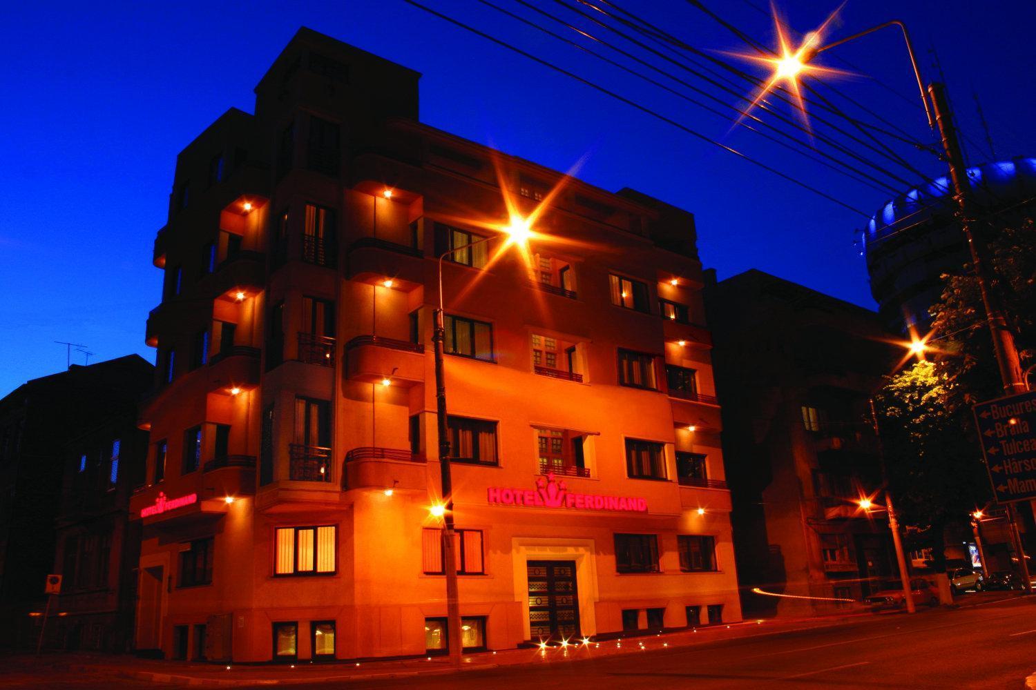 Hotel Ferdinand Constanţa Exteriör bild