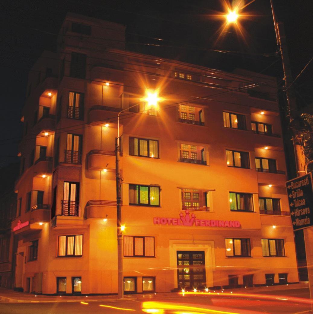 Hotel Ferdinand Constanţa Exteriör bild